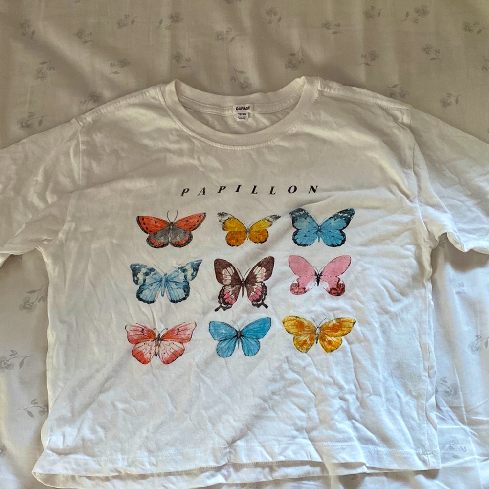 super cute t shirt from garage. perfect for summer!